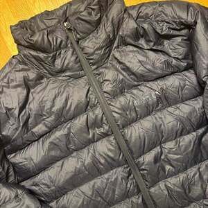 Marmot Men’s XL Black Lightweight Puffer Jacket Full Zip Packable Outdoor Coat